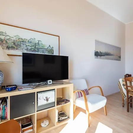 Bright Panorama * Rom